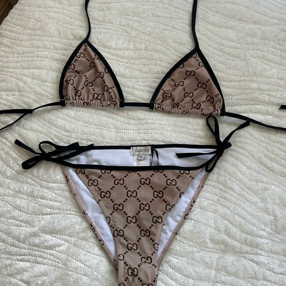 String Bikini